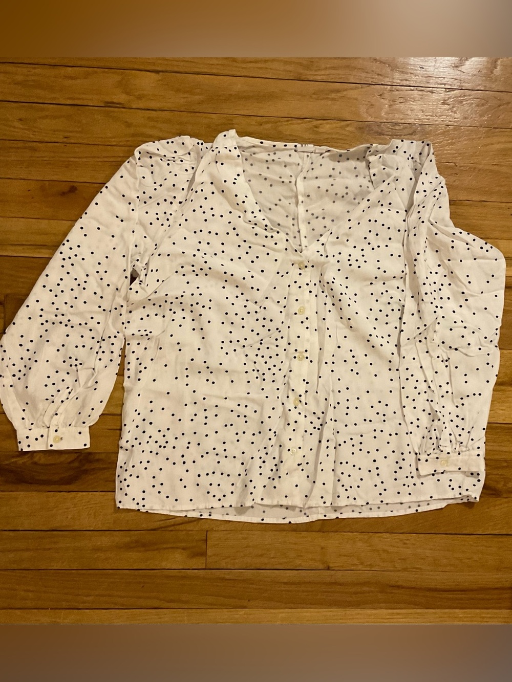 GAP Factory White Polka Dot Women's Top. Size Large.